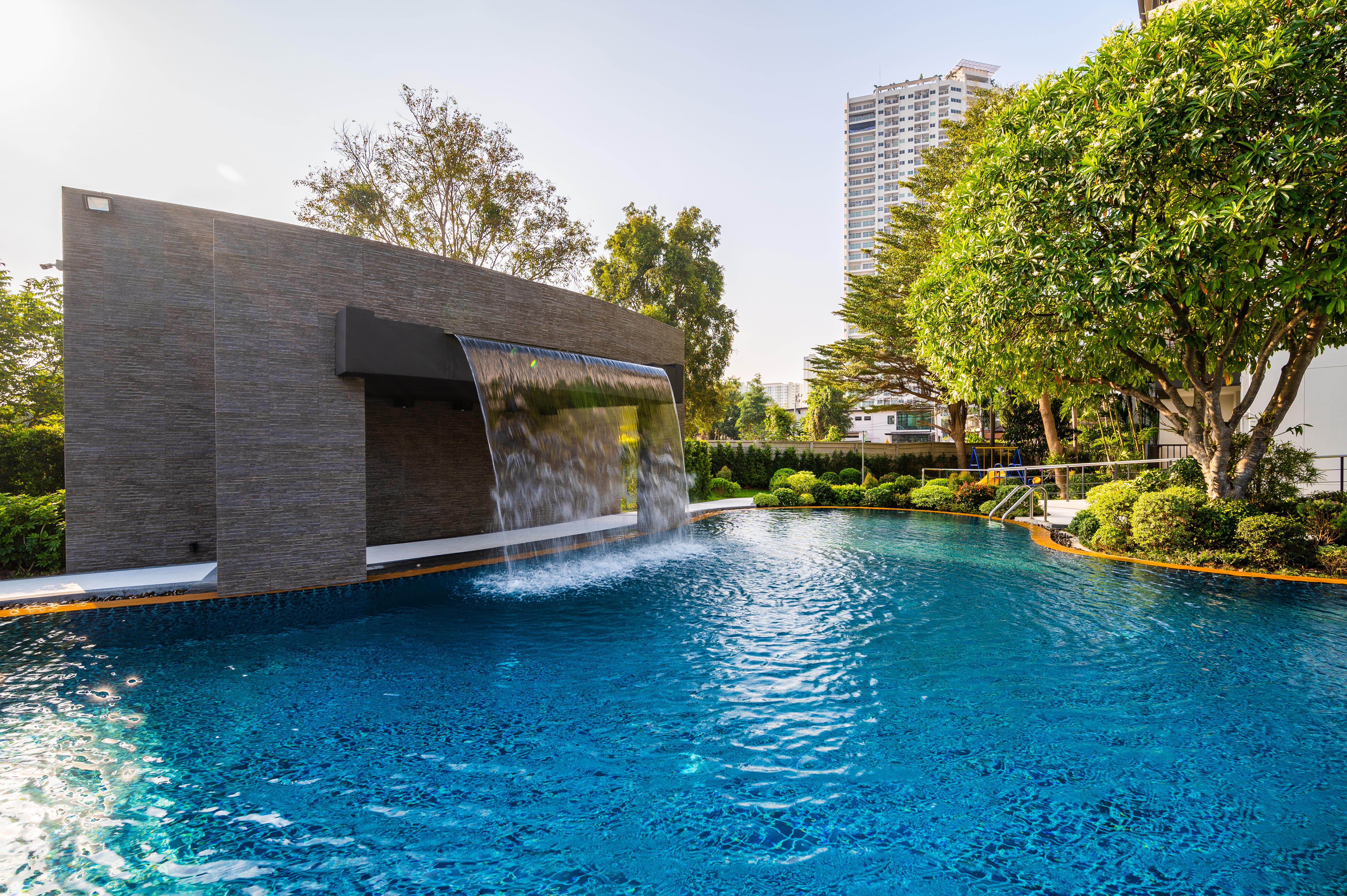 Manhattan Pattaya Hotel - Sha Extra Plus ภายนอก รูปภาพ